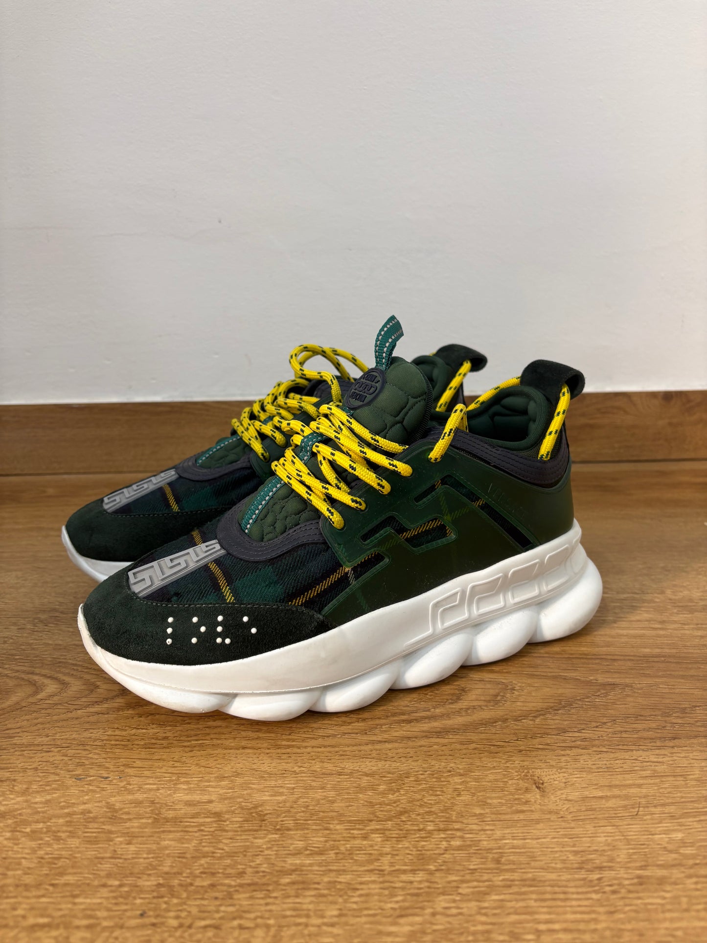 Sneakers Versace Chain reaction