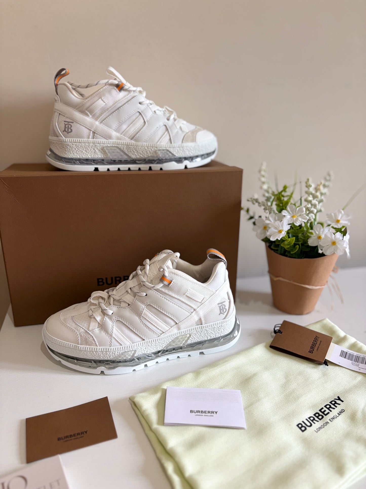 Burberry sneakers