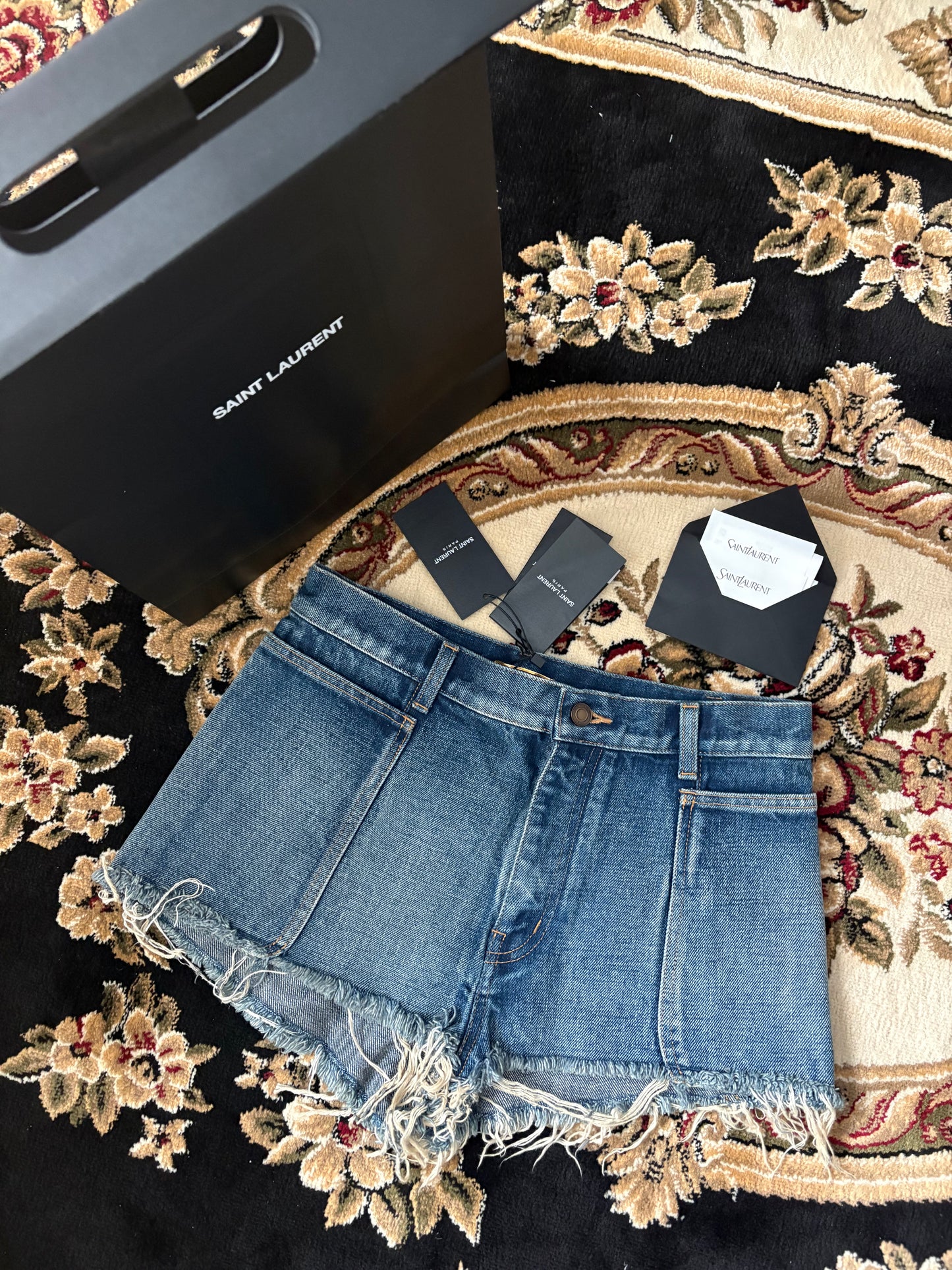 Pantaloncini Yves Saint Laurent