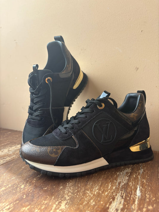 Louis Vuitton runaway